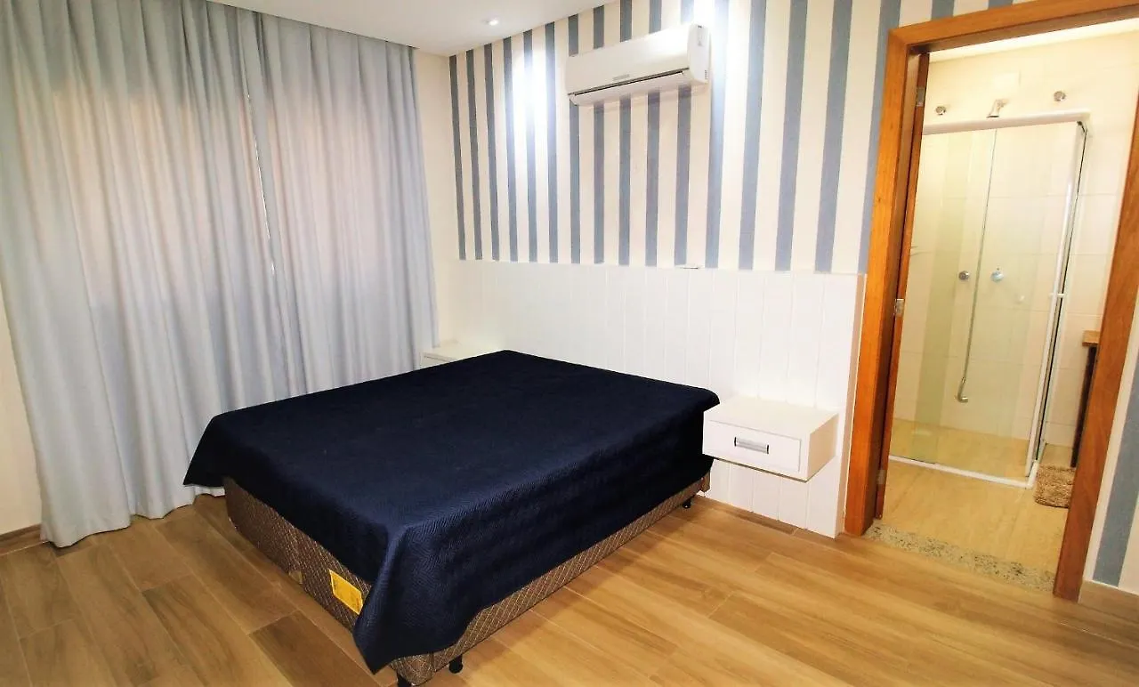 1079 - Apartamento Com Vista Para O Mar Em 봄비나스 브라질